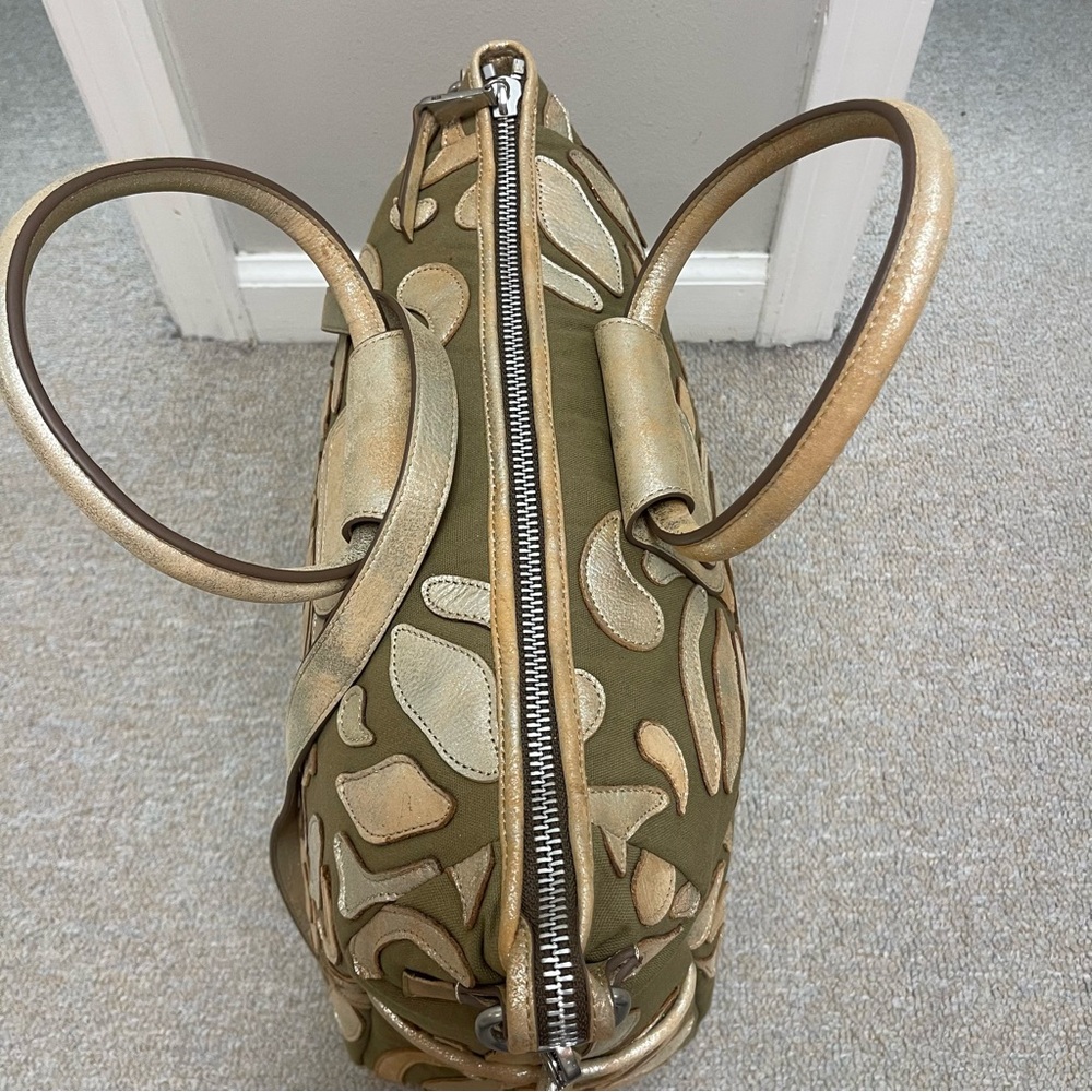HOBO large Sheila satchel in beautiful bronze and gold NWT - Picture 3 of 5